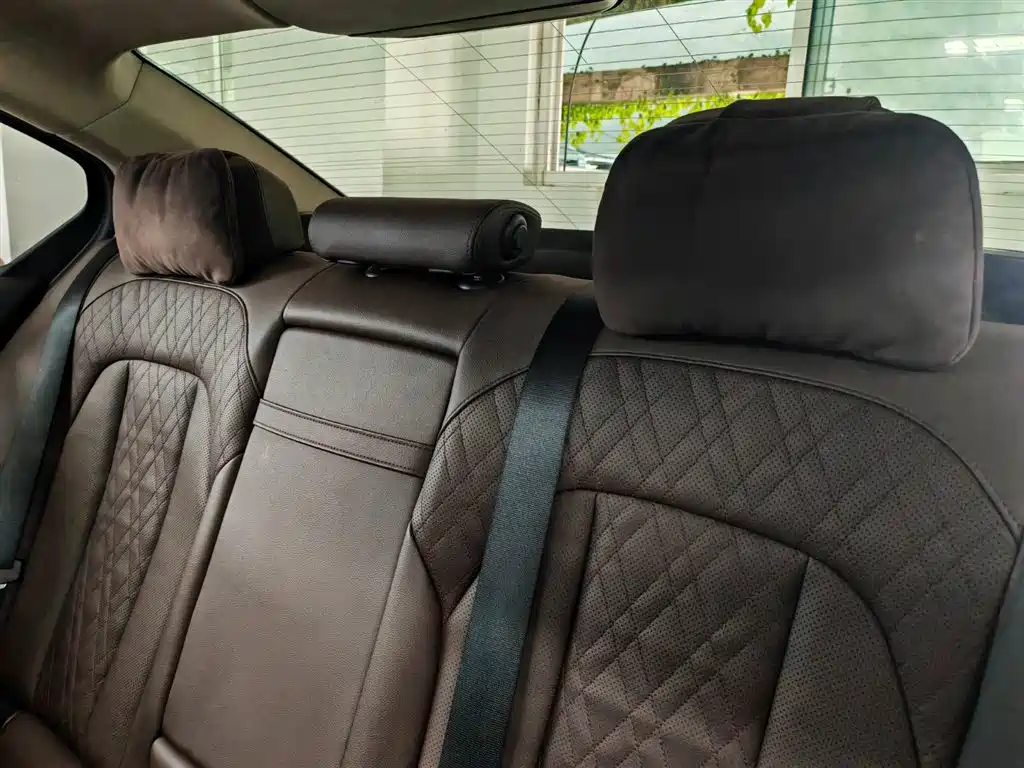 BMW 3 Series 2023 325Li M Sport Black Night Package фото 22