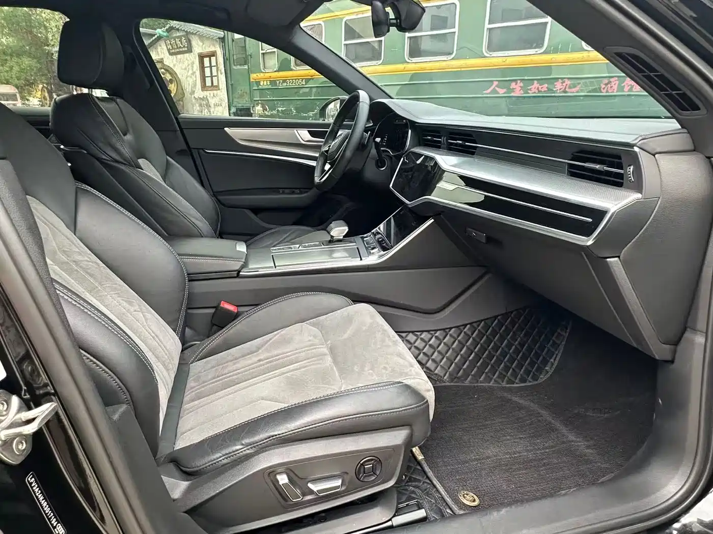 Audi A6L 2024 45 TFSI Premium Dynamic фото 23
