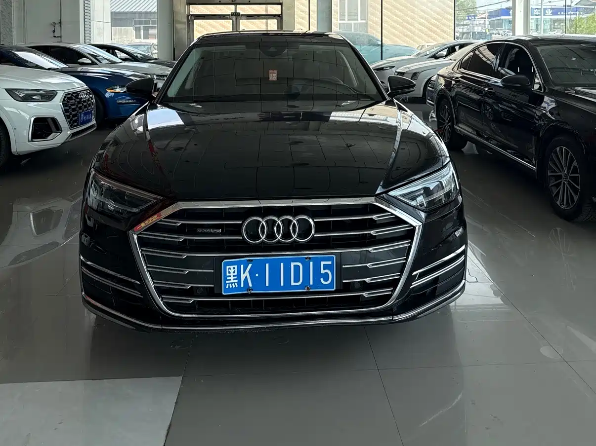 Audi A8 2021 A8L 50 TFSI quattro Luxury фото 2