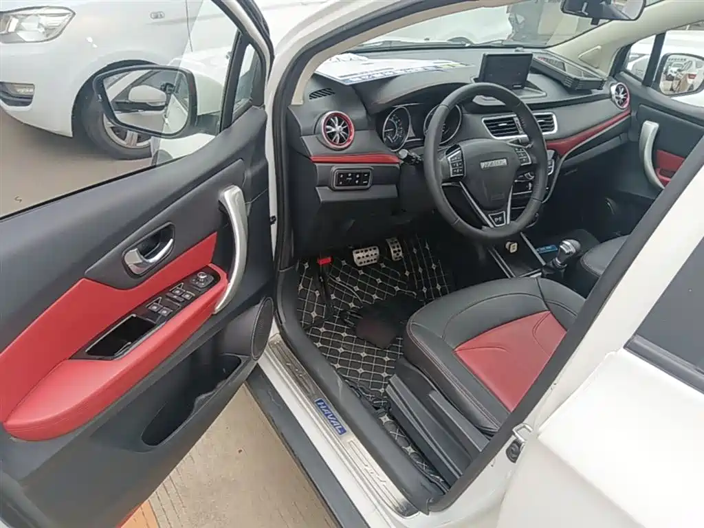 Haval H1 2016 Facelift Blue Label 1.5L AMT Luxury фото 16