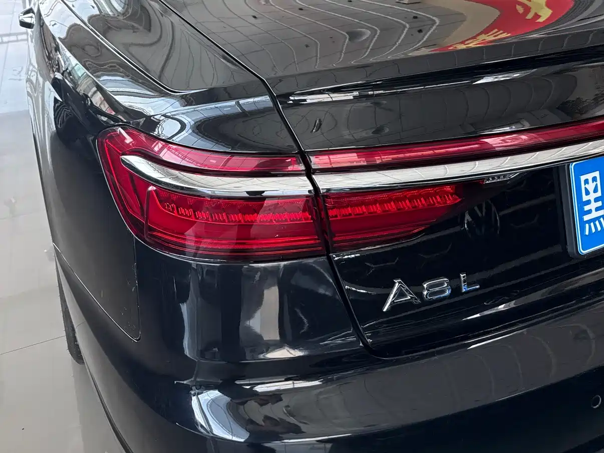 Audi A8 2021 A8L 50 TFSI quattro Luxury фото 5