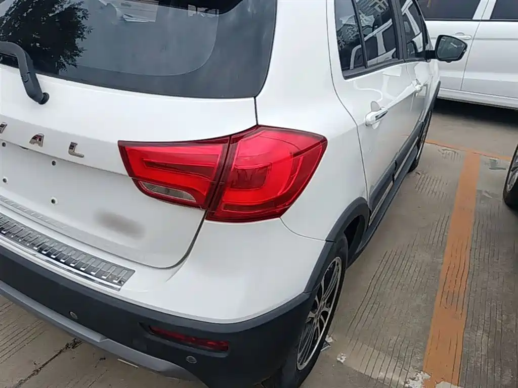 Haval H1 2016 Facelift Blue Label 1.5L AMT Luxury фото 8