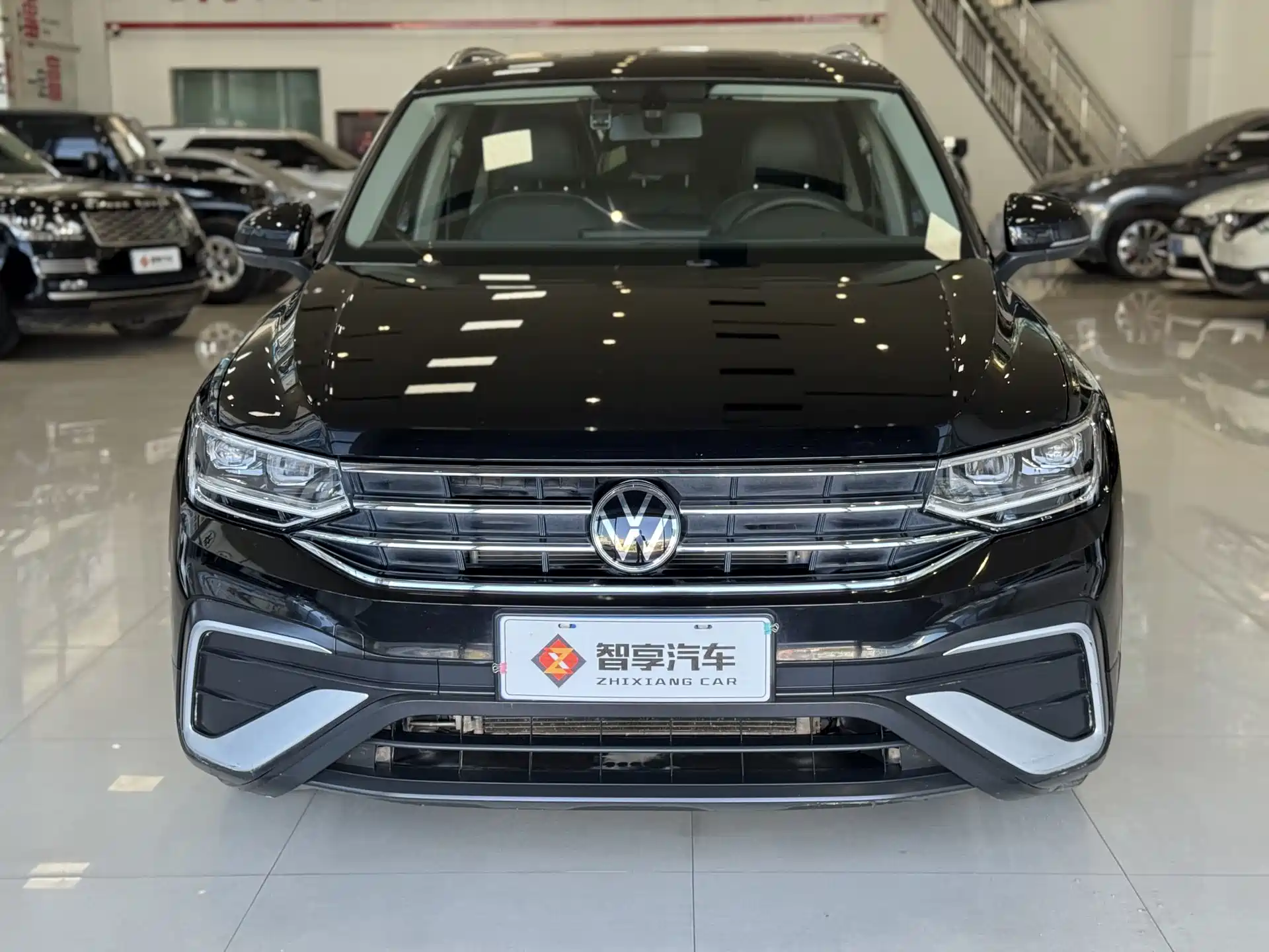 Фото 1 - Volkswagen Tiguan L