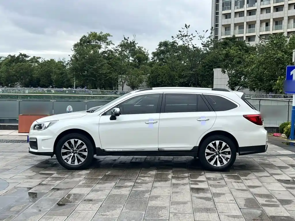 SUBARU OUTBACK