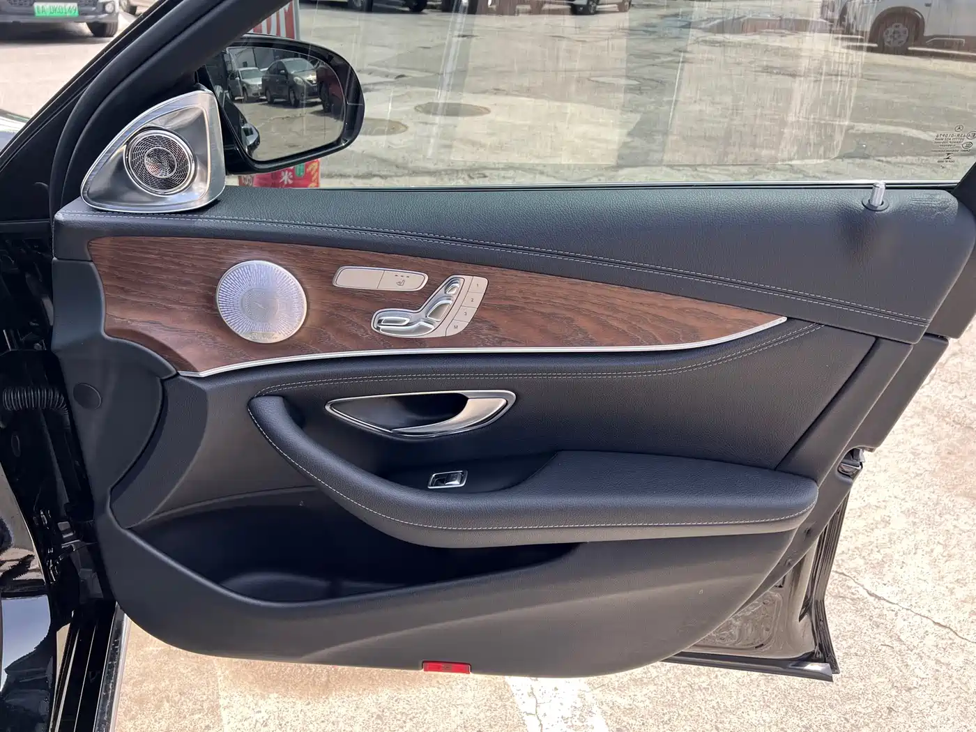Mercedes-Benz E-Class 2019 E 300 L Fashion фото 13
