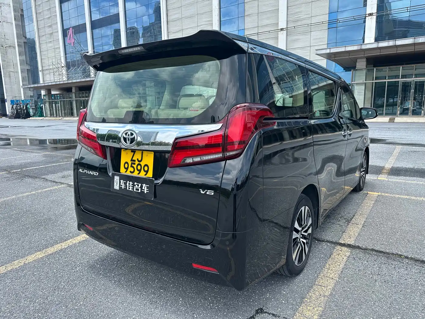 Toyota Alphard 2018 Facelift 3.5L Luxury Edition фото 6