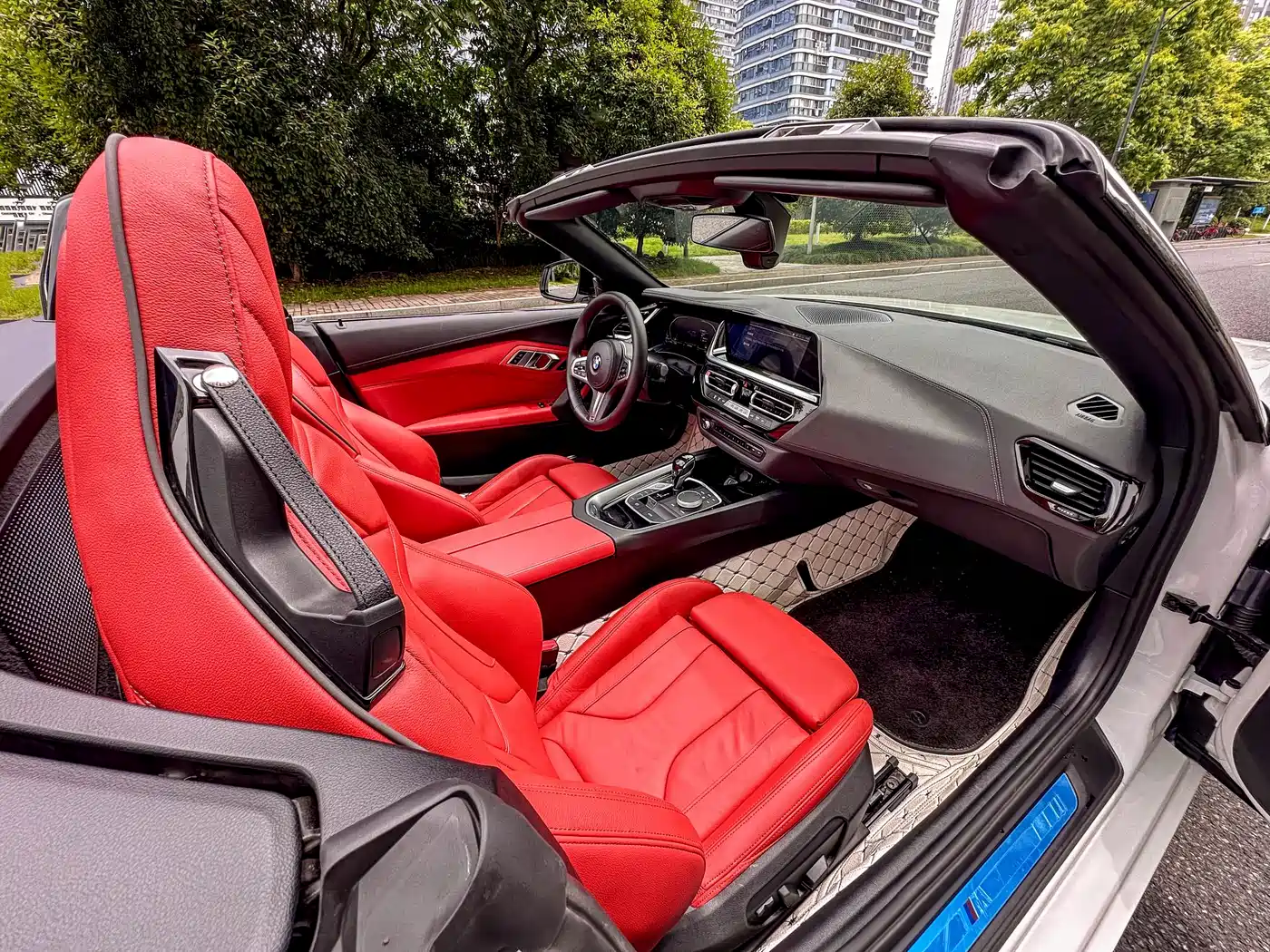 BMW Z4 2022 sDrive 25i M Sport Package фото 8