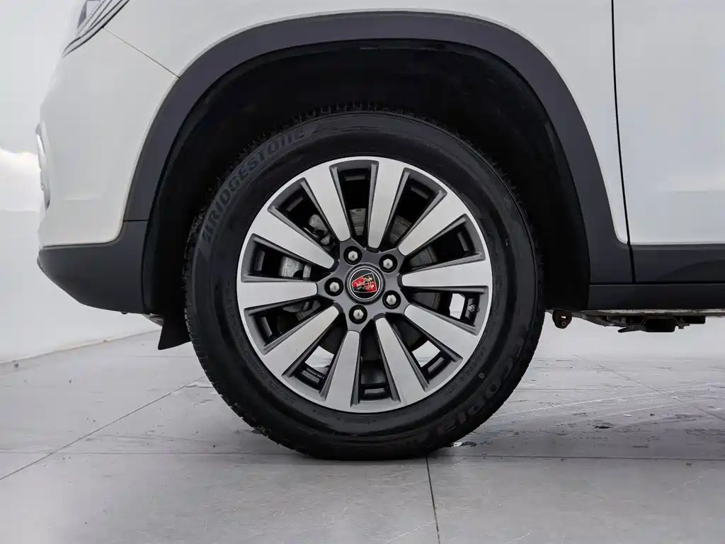 Roewe RX8 2023 2019 30T 2WD Flagship Edition