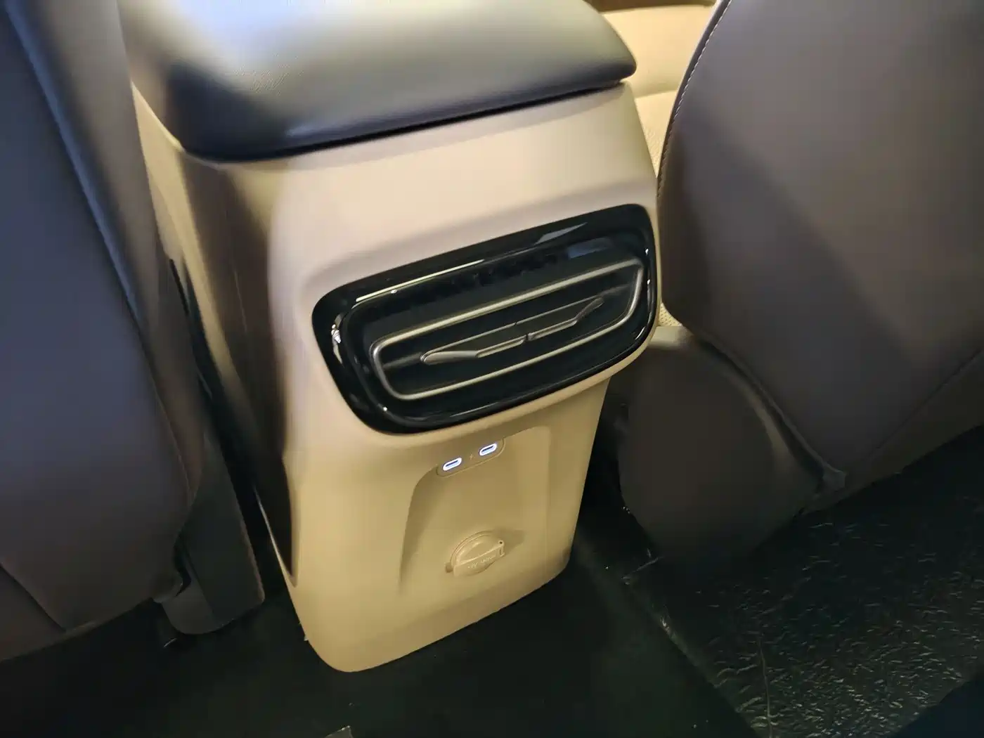 Hongqi Tiangong 05 2025 Model 750 Smart Selection Edition фото 26