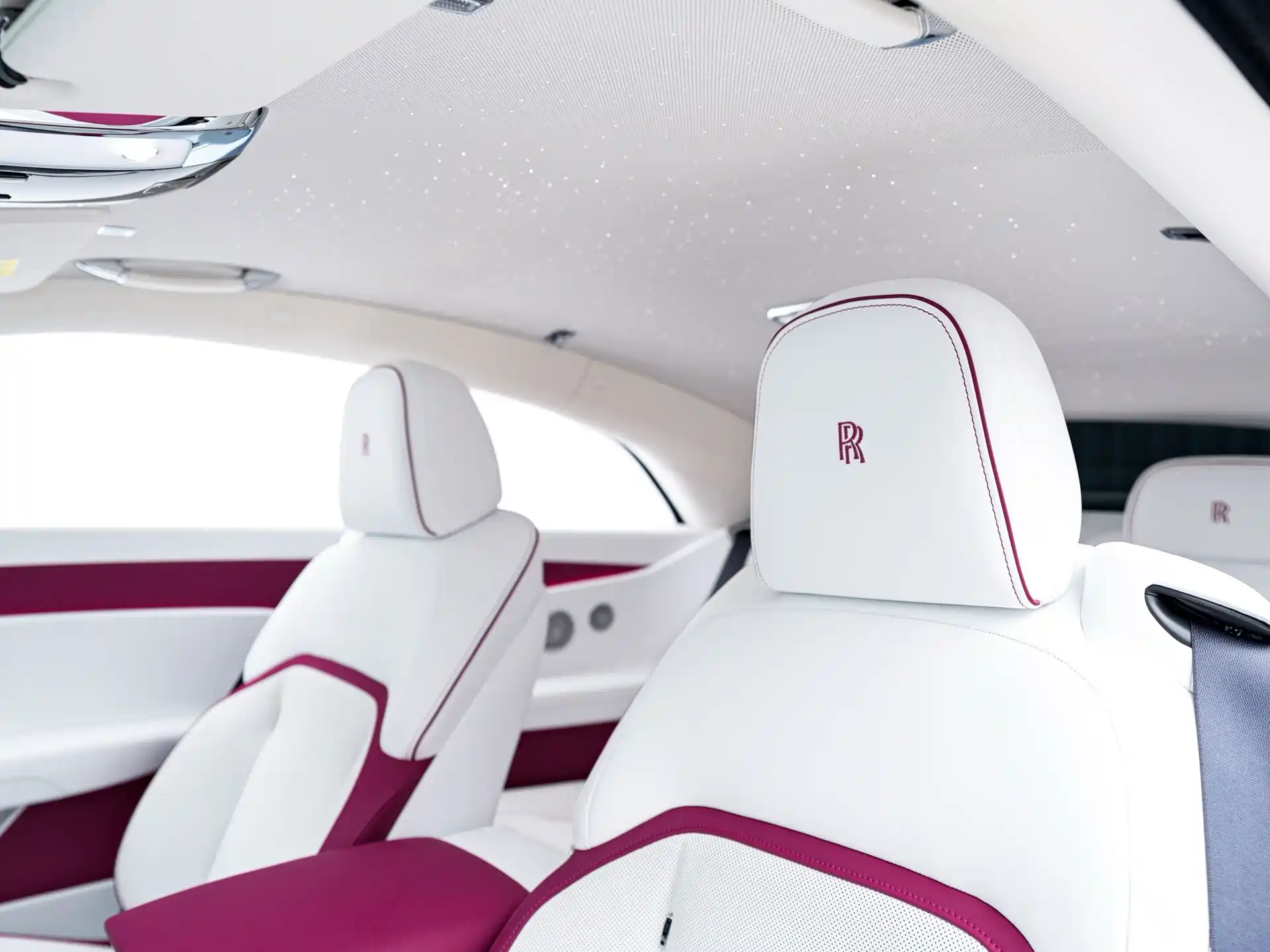 Фото 21 - Rolls-Royce Spectre