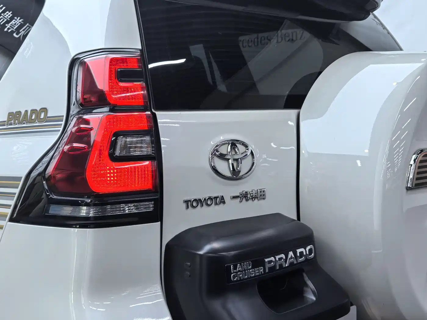 Toyota Prado 2019 3.5L Automatic TX-L Zunxiang Edition with Rear-mounted Spare Tire фото 19