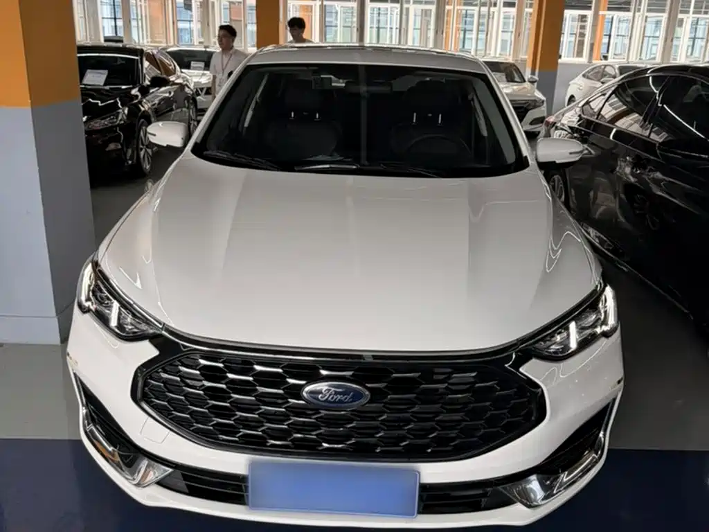 Ford Escort 2022 2021 1.5L Automatic Diamond Edition
