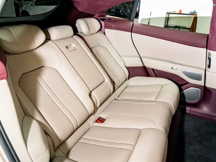 Xiaomi Auto Xiaomi YU7 2025 Ultra Long Range High Performance AWD Max Edition фото 21