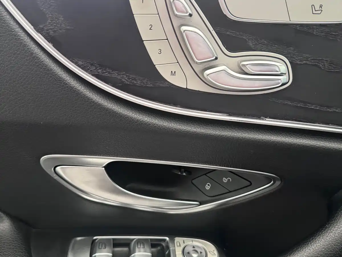 Mercedes-Benz E-Class (Import) 2017 E 200 4MATIC Coupe фото 11