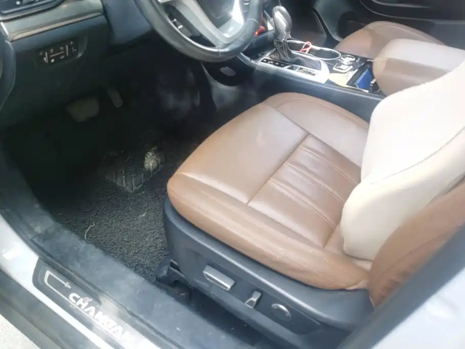 Changan CS95 2018 2017 2.0T FWD Zhitu Edition