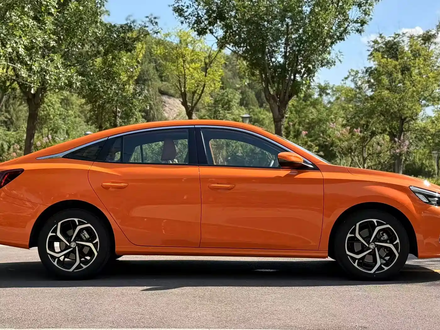 MG MG5 2025 2026 300DVVT Global Flagship MAX