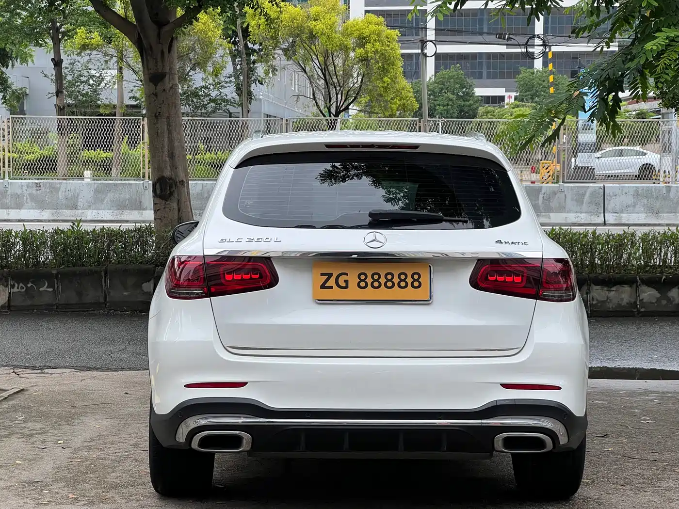 Mercedes-Benz GLC 2021 GLC 260 L 4MATIC Luxury фото 5