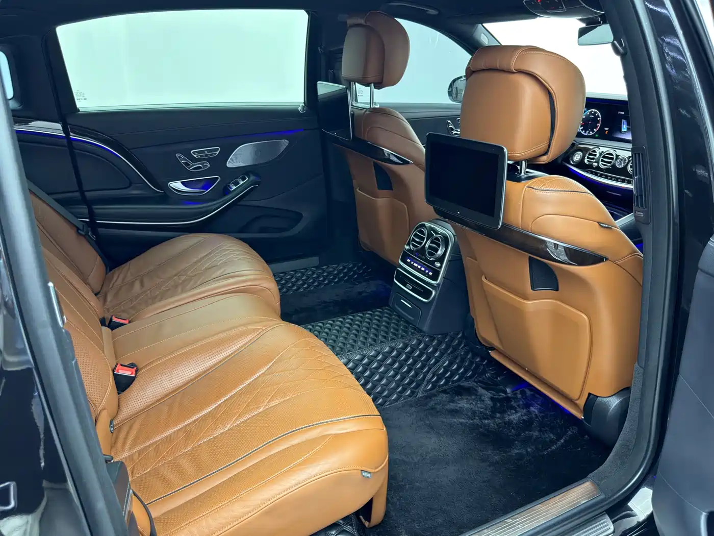 Mercedes-Benz Maybach S-Class 2020 S 450 4MATIC Collector's Edition фото 14