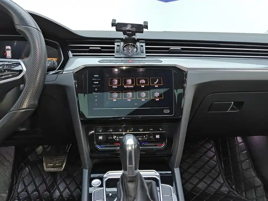 Volkswagen Magotan 2023 2 Million Units Anniversary Edition 330TSI DSG Leading Type фото 13
