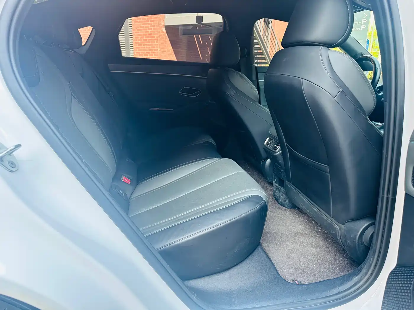 BYD Qin L 2025 DM-i Smart Drive Edition 80KM Leading фото 15