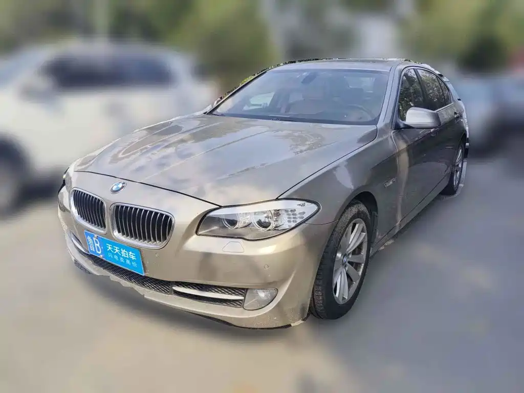 Photo 1 - BMW 5 Series