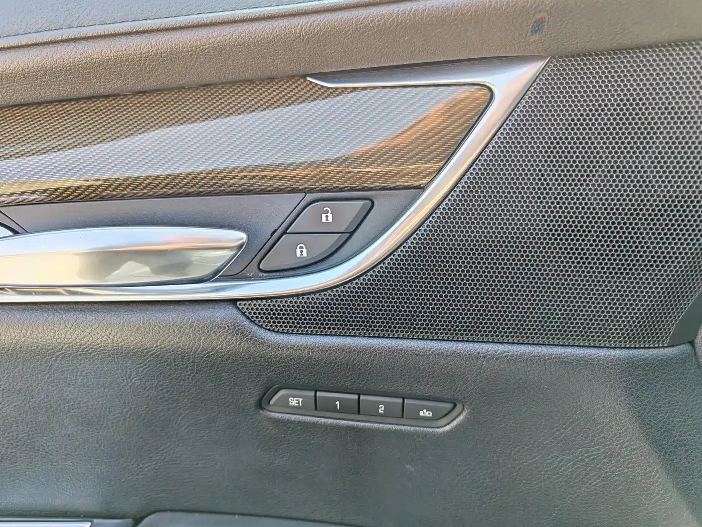 Cadillac XT5 2018 28E 4WD Leading фото 12