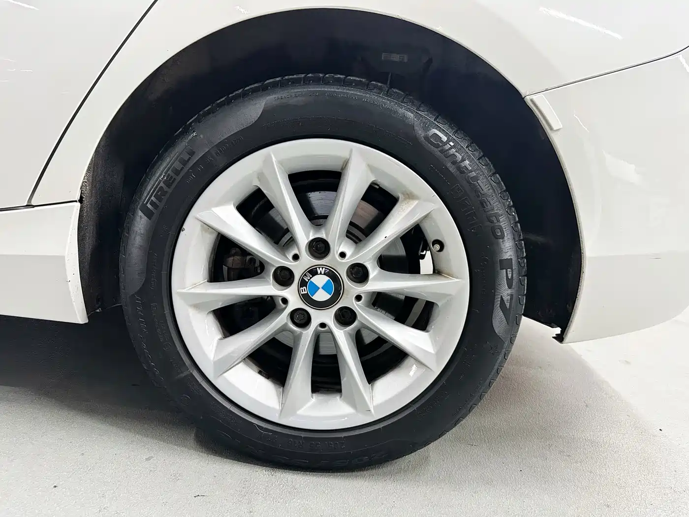 BMW 1 Series (Import) 2015 118i Urban Design Package фото 9