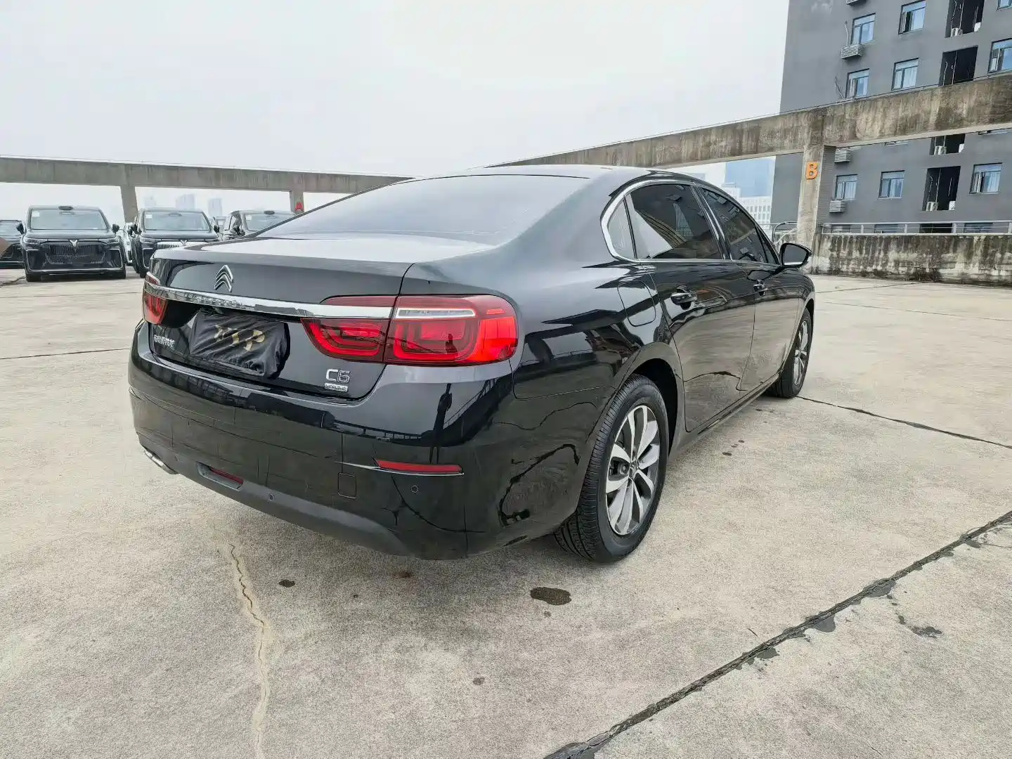 Photo 4 - Citroën C6