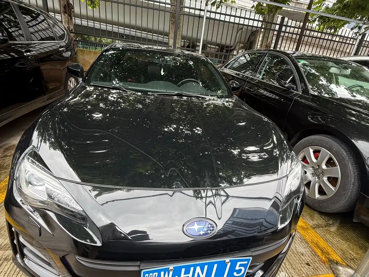 Subaru BRZ 2017 2.0i Automatic type-S Edition фото 2
