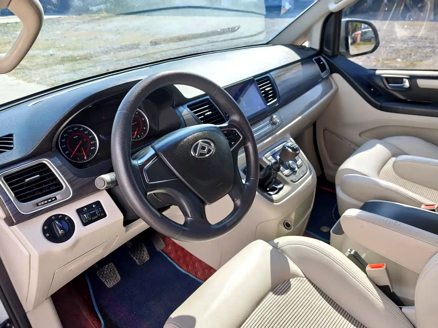 SAIC Maxus Maxus G10 2019 PLUS 1.9T Manual Elite Edition Diesel China V фото 28