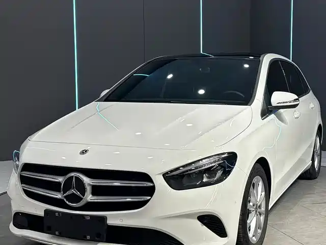  Mercedes-Benz Mercedes-Benz B-Class 2022 Facelift II B 200 Style