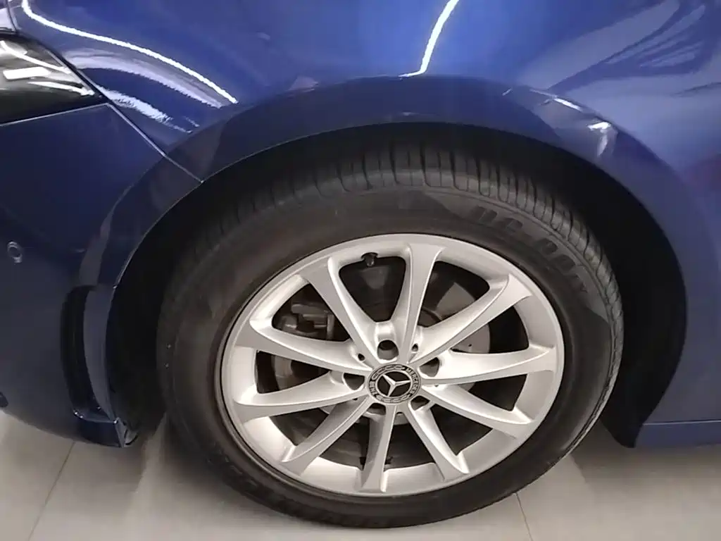 Фото 23 - Mercedes-Benz A-Class