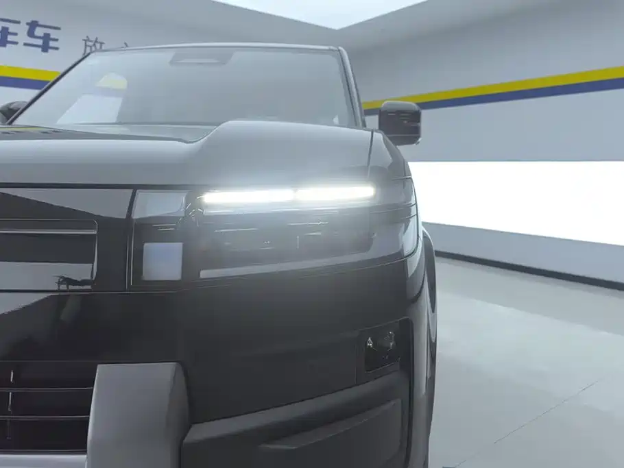 Fang Cheng Bao Titanium 7 2025 2025 190KM All-Wheel Drive Max Edition