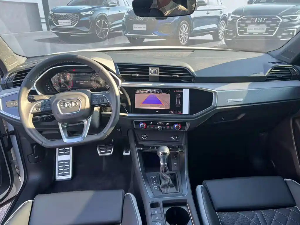 Фото 5 - Audi Q3