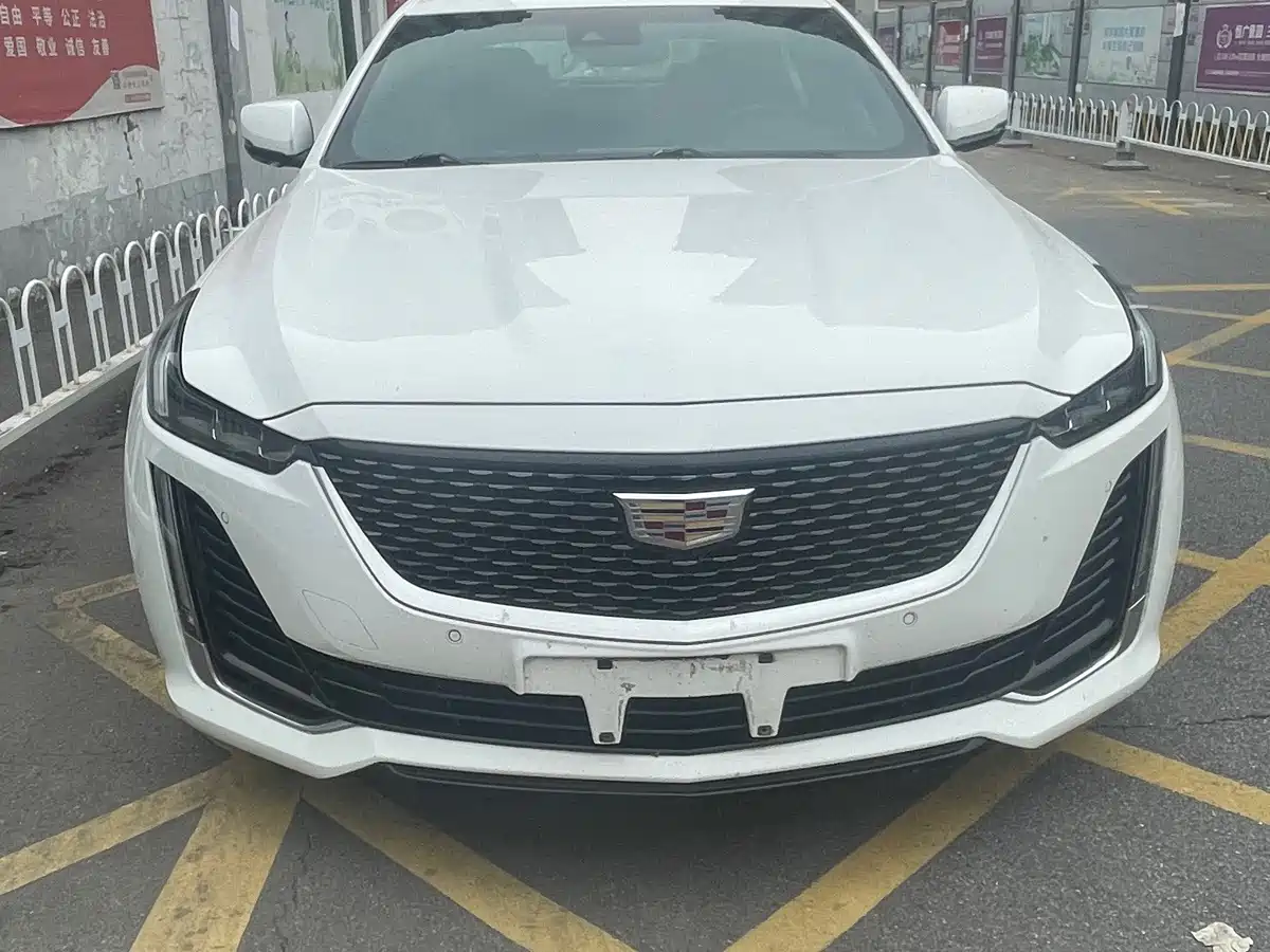 صورة 2 - Cadillac CT5
