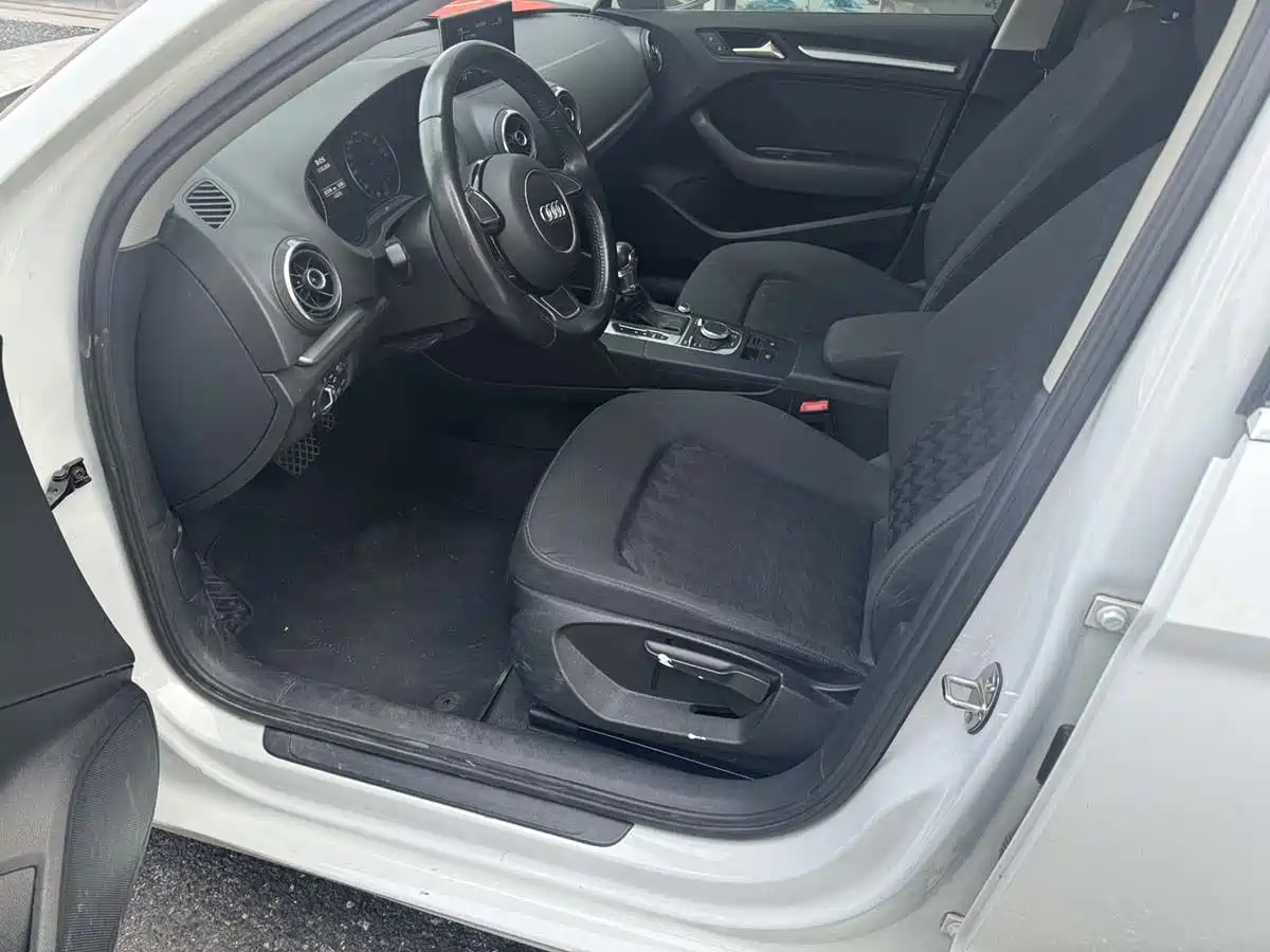 Audi A3 2016 Limousine 35 TFSI Progressive фото 11