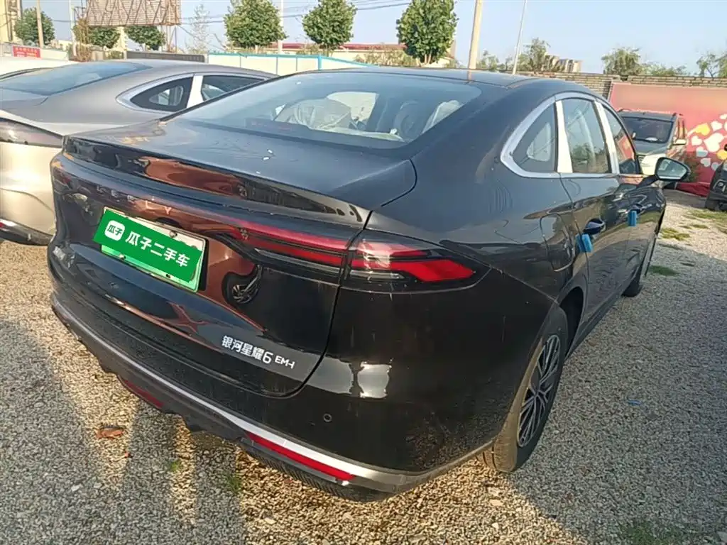 Geely Galaxy Galaxy Stellar 6 2025 60km Voyager Edition фото 7