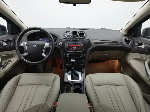 Ford Mondeo 2013 2.3L Luxury Model — фото 5