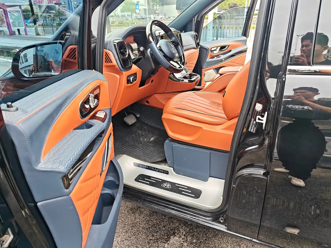 Mercedes-Benz Vito 2024 2.0T Elite Edition 7-Seater фото 3