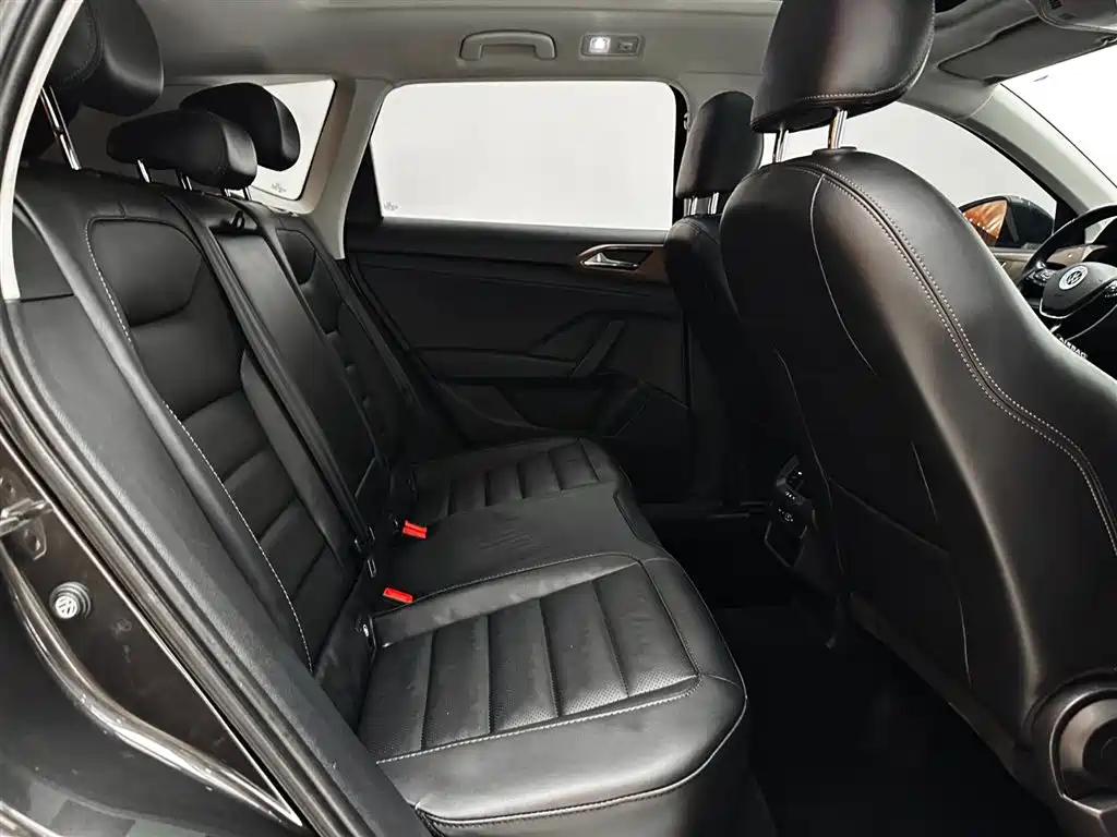 Volkswagen Tharu 2021 280TSI 2WD Luxury Plus фото 23