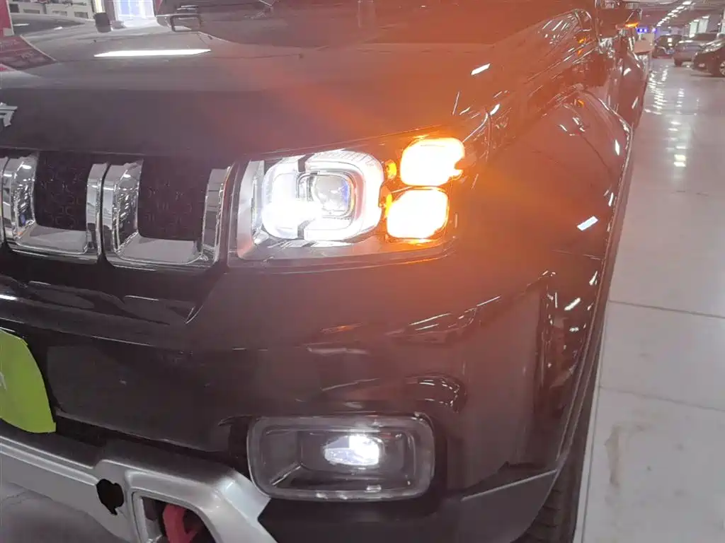BAIC ORV Beijing Offroad BJ40 2024 2.0T Urban Hunter Glory Edition фото 24