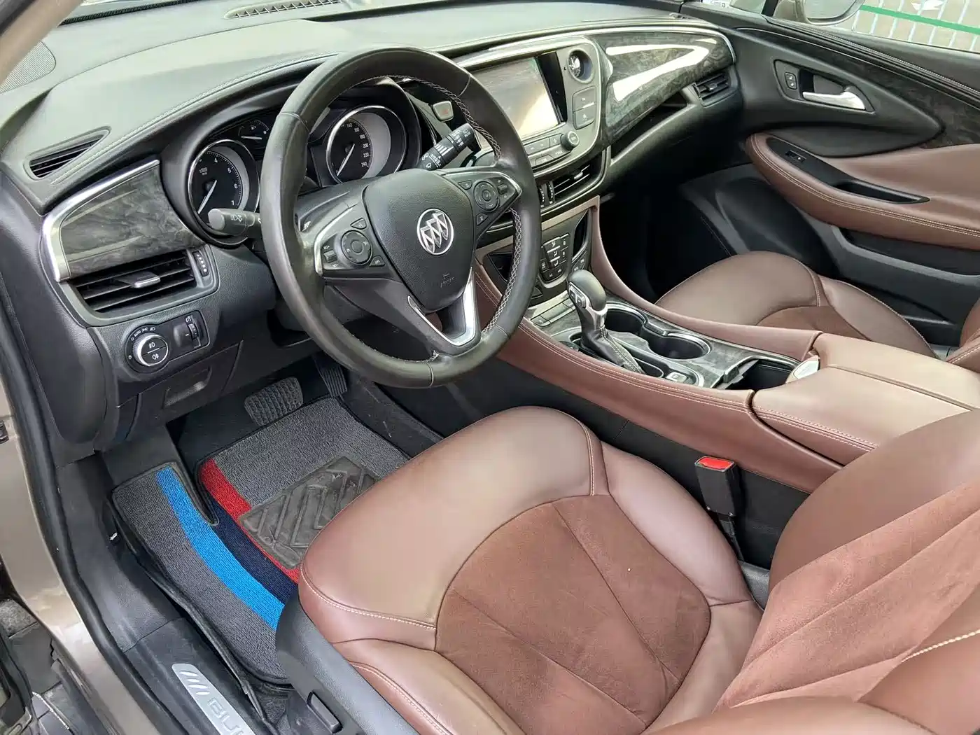 Фото 9 - Buick Envision Plus