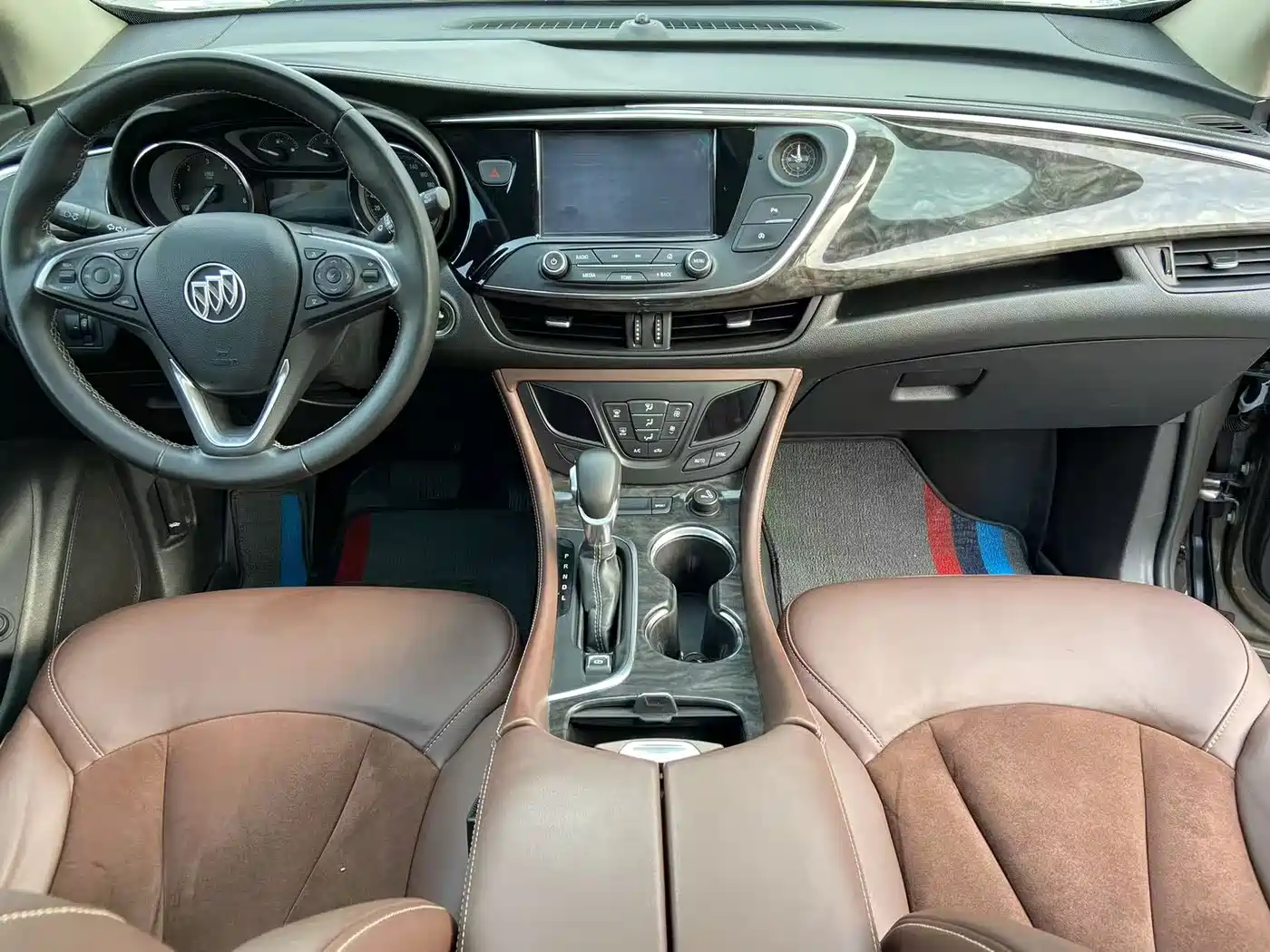 Фото 11 - Buick Envision Plus