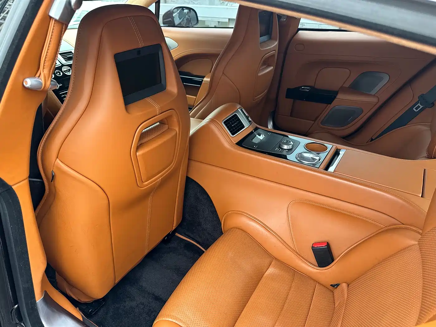 Aston Martin Rapide 2013 6.0L S фото 13
