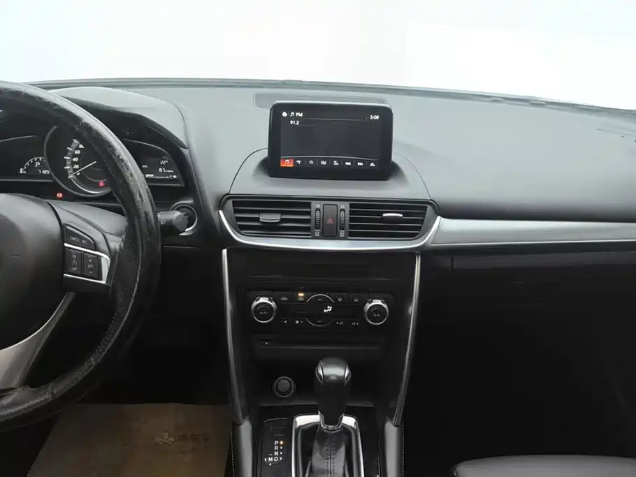Фото 13 - Mazda CX-4