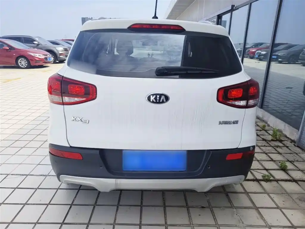 Kia KX3 Smart Run 2015 1.6L Automatic 2WD DLX фото 6