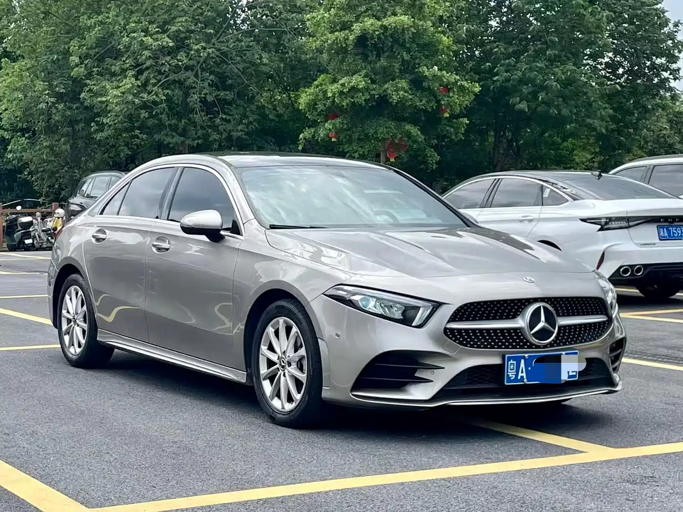 Mercedes-Benz A-Class 2022 A 200 L Sport Sedan Style фото 3