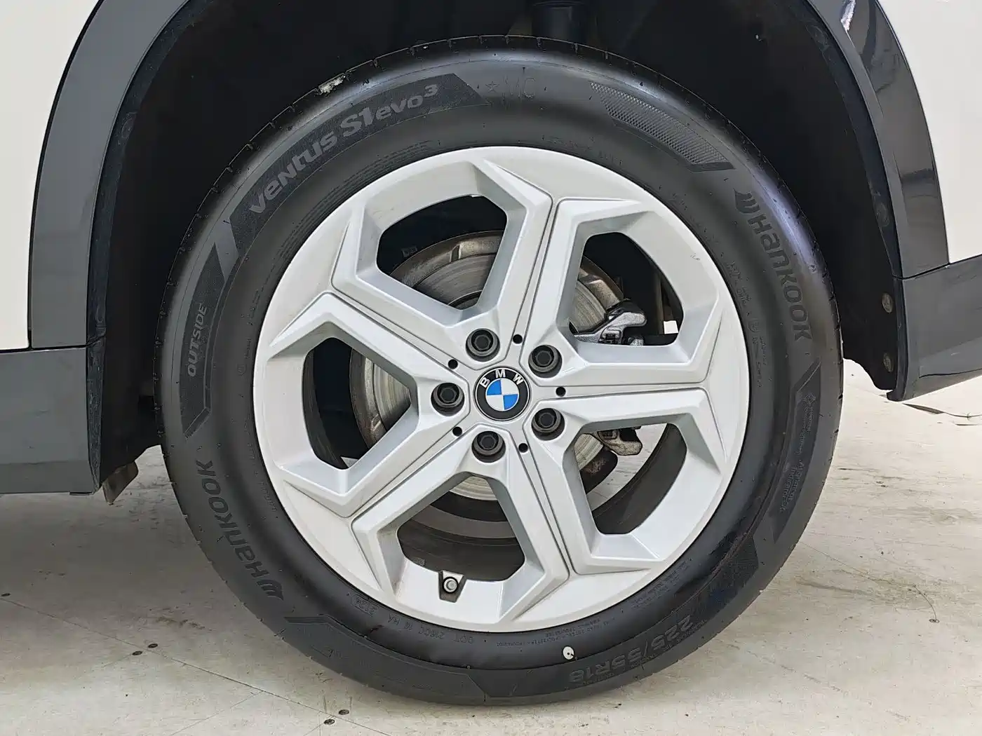 BMW X1 2023 sDrive20Li X Design Package фото 18