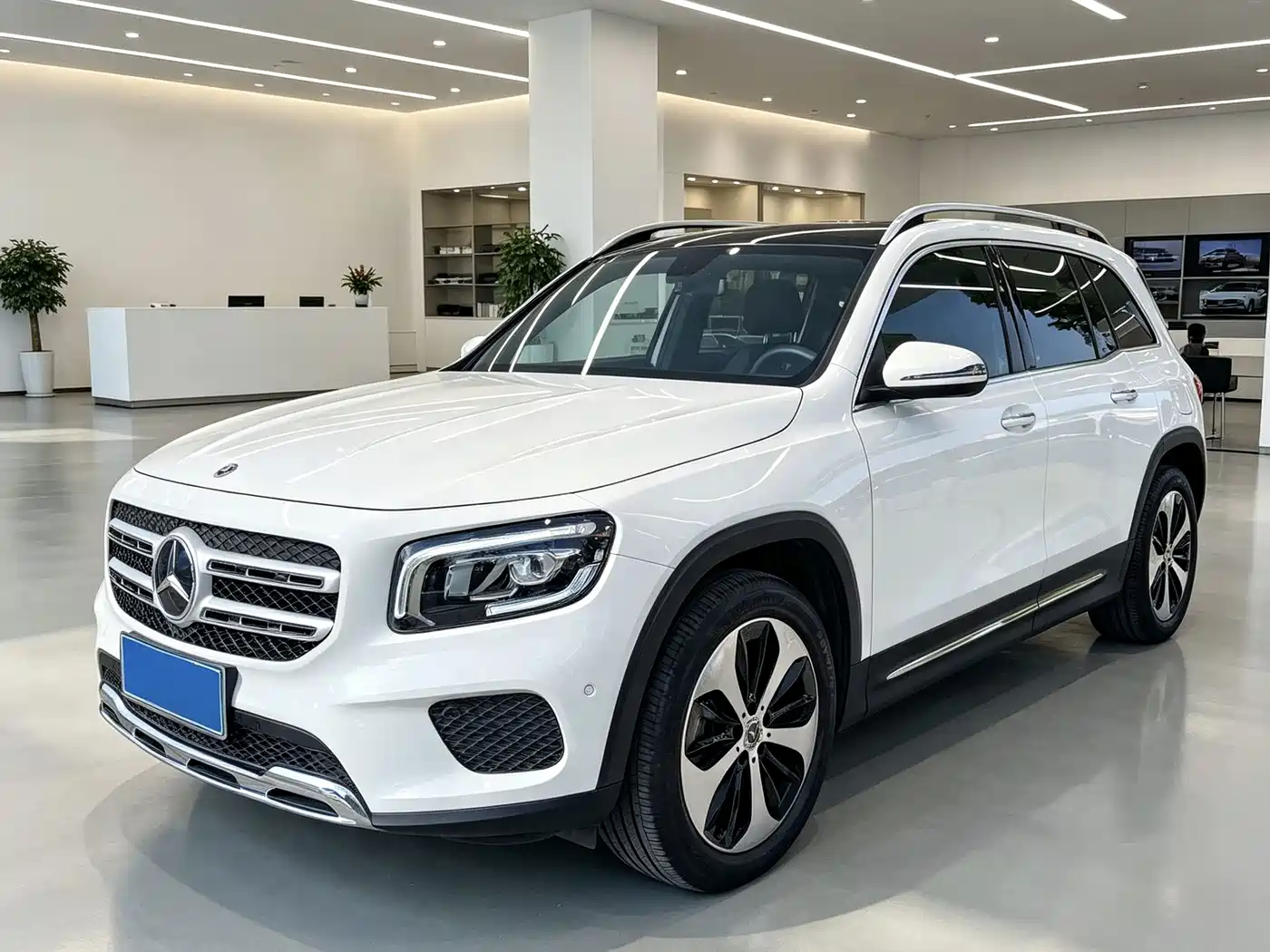 Mercedes-Benz GLB 2022 Model GLB 200 Fashion Edition