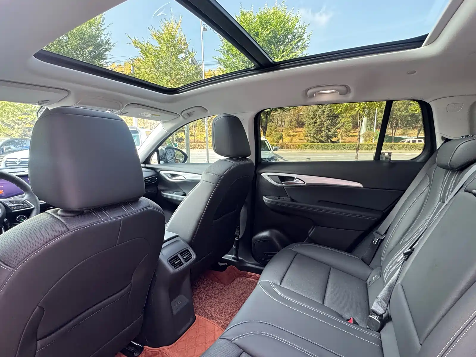 Фото 15 - Buick Envision Plus
